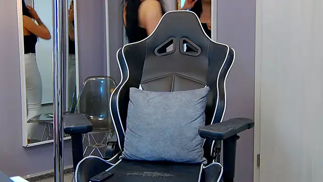 Snapshot of Eva_Lovvia_ chatting on 10, 3, 2025 Eva Lovvia  online show from 10, 3, 2025