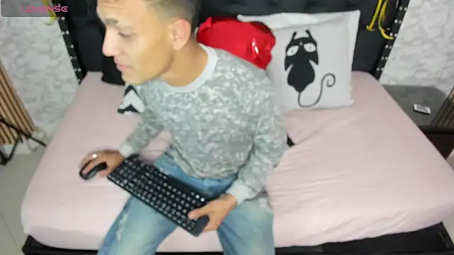 stefany pablo1 online show from 15, 2, 2025