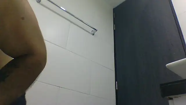 Snapshot of davidcr89 chatting on 1, 11, 2025 davidcr89 online show from 1, 11, 2025