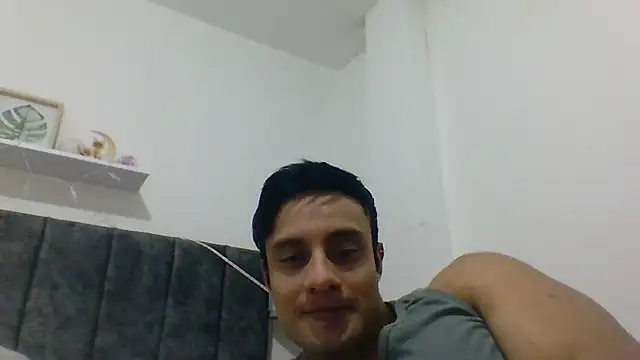 Snapshot of davidcr89 chatting on 10, 11, 2025 davidcr89 online show from 10, 11, 2025