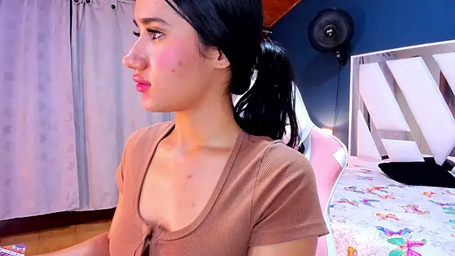 Alondra Cutie online show from 19, 3, 2025