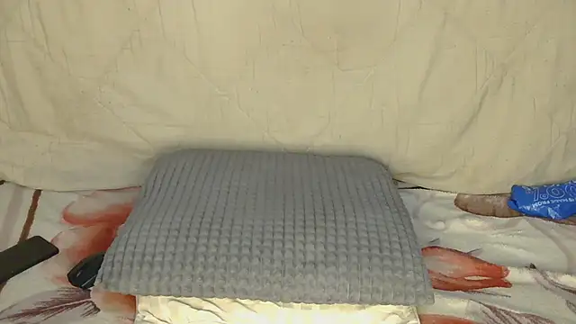 Snapshot of SWEETCANDY111 chatting on 14, 12, 2025 SWEETCANDY111 online show from 14, 12, 2025