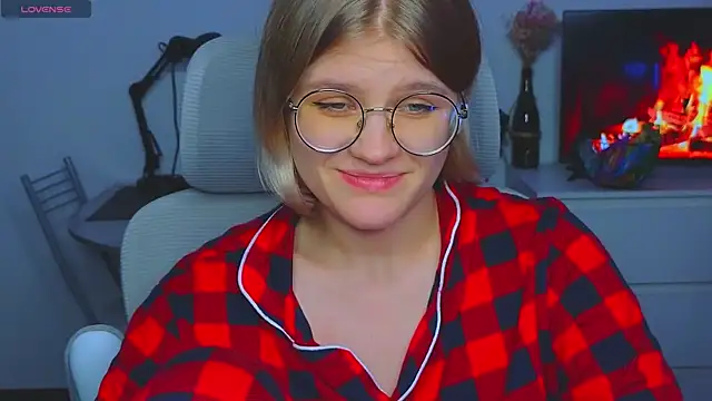 Snapshot of _JessieVibes chatting on 16, 2, 2025 JessieVibes online show from 16, 2, 2025