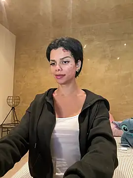 Snapshot of Rosariolovex chatting on 8, 2, 2025 Rosariolovex online show from 8, 2, 2025