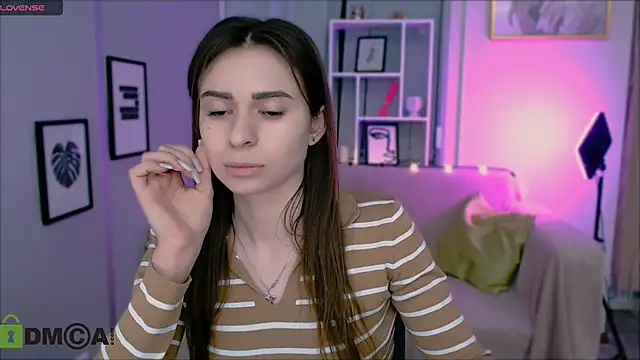 Snapshot of flora_ri chatting on 24, 1, 2025 flora ri online show from 24, 1, 2025