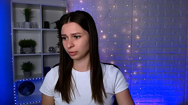 Snapshot of flora_ri chatting on 17, 9, 2025 flora ri online show from 17, 9, 2025