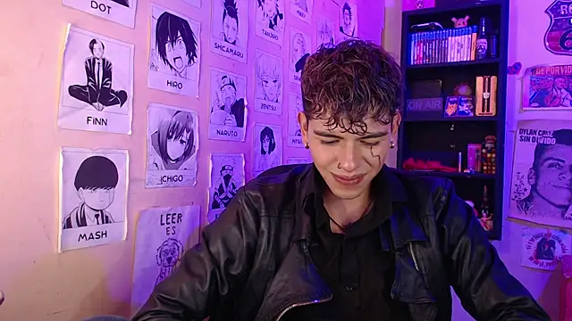 Snapshot of Mickey_Magic chatting on 15, 2, 2025 Mickey Magic online show from 15, 2, 2025