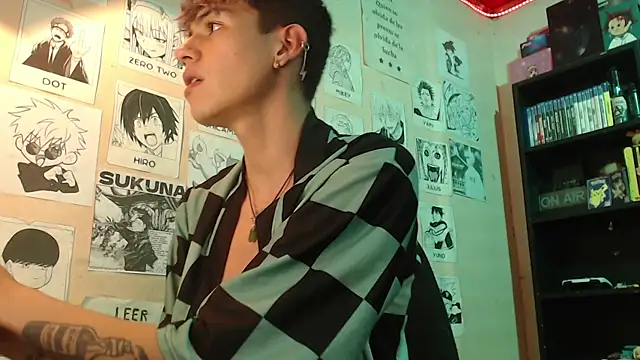 Snapshot of Mickey_Magic chatting on 27, 2, 2025 Mickey Magic online show from 27, 2, 2025