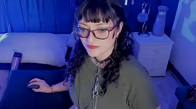 JeanneSabatier online show from 6, 3, 2025