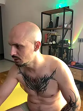 AssHunter4k online show from 9, 11, 2025