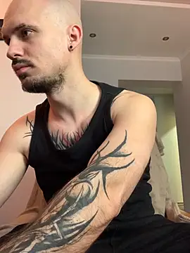 AssHunter4k online show from 26, 11, 2025