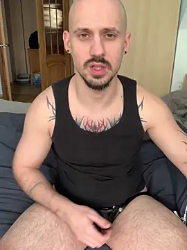 Snapshot of AssHunter4k chatting on 7, 2, 2026 AssHunter4k online show from 7, 2, 2026