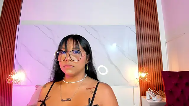 Snapshot of isabella_zc chatting on 22, 12, 2025 isabella zc online show from 22, 12, 2025