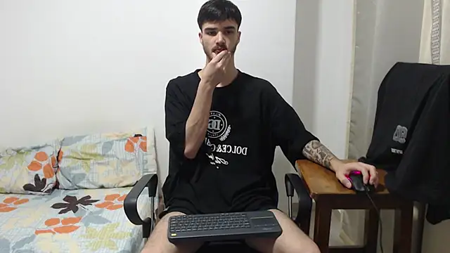 Aleex Miller online show from 1, 12, 2025