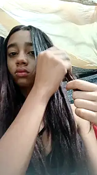 Zoe Sweett18 online show from 10, 2, 2025