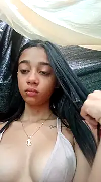 Zoe Sweett18 online show from 14, 3, 2025