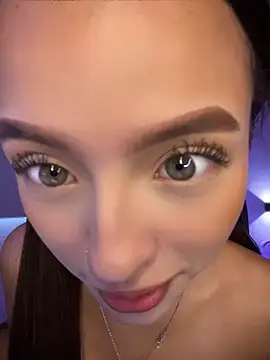 Snapshot of Sofia18_pinkk chatting on 7, 4, 2026 Sofia18 pinkk online show from 7, 4, 2026