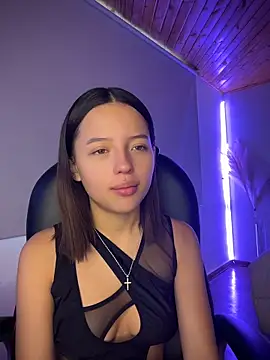 Snapshot of Sofia18_pinkk chatting on 16, 4, 2026 Sofia18 pinkk online show from 16, 4, 2026