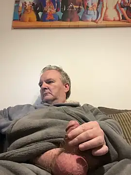 Snapshot of Paolo7619 chatting on 9, 4, 2026 Paolo7619 online show from 9, 4, 2026