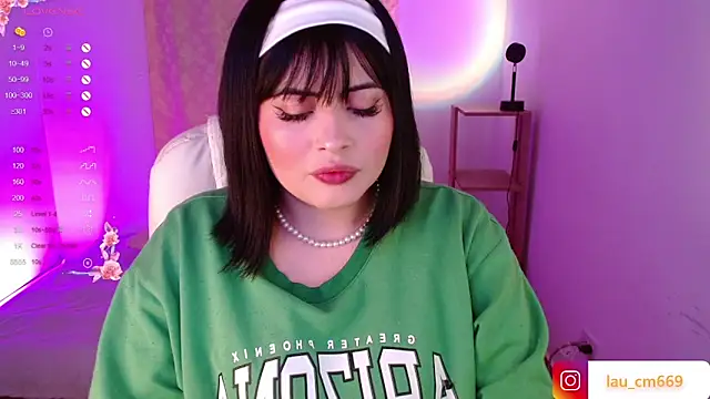 Snapshot of isabella1616 chatting on 6, 3, 2025 isabella1616 online show from 6, 3, 2025