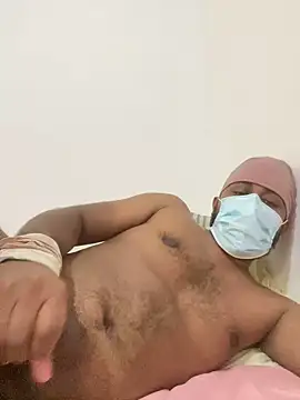 Snapshot of shehannilu chatting on 4, 3, 2025 shehannilu online show from 4, 3, 2025