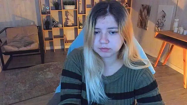 Snapshot of DiaAngell chatting on 26, 10, 2025 DiaAngell online show from 26, 10, 2025