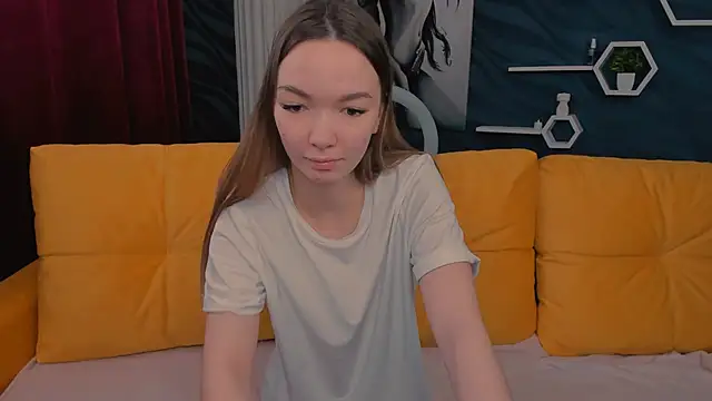 SusannJohnson online show from 26, 2, 2025