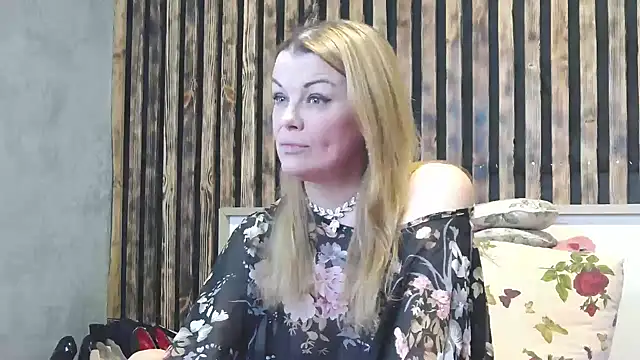 Snapshot of Kisi_Lovi chatting on 20, 2, 2026 Kisi Lovi online show from 20, 2, 2026