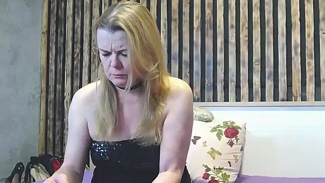 Snapshot of Kisi_Lovi chatting on 21, 2, 2026 Kisi Lovi online show from 21, 2, 2026