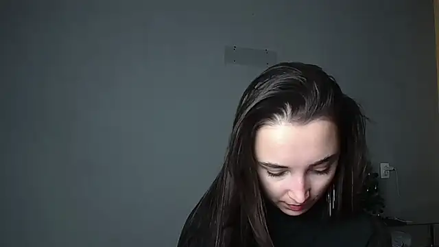 Eva Gloryy online show from 1, 2, 2026