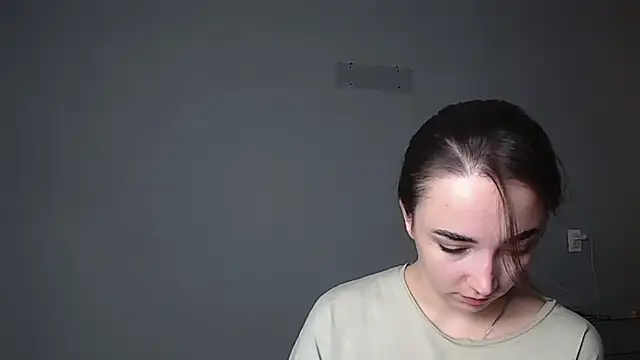 Eva Gloryy online show from 10, 3, 2026