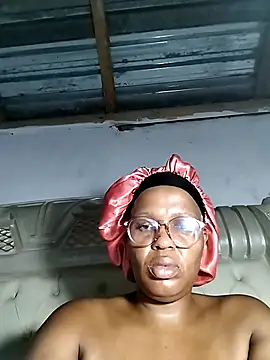 bubblendz1988 online show from 23, 3, 2025