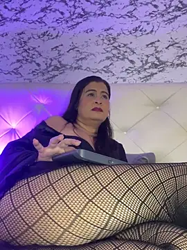 Lili  taylor online show from 6, 11, 2025