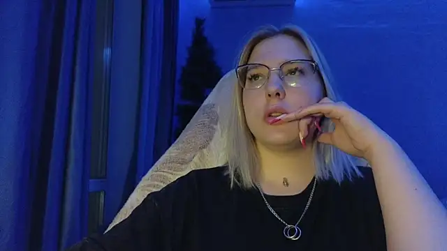 HotBrandyX online show from 9, 1, 2026