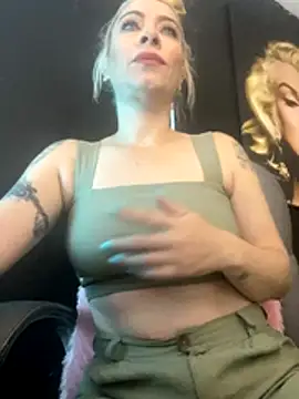 viktoria davis  online show from 20, 10, 2025