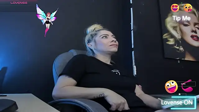 viktoria davis  online show from 6, 11, 2025