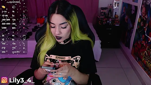 Snapshot of lily3_4 chatting on 9, 6, 2026 lily3 4 online show from 9, 6, 2026
