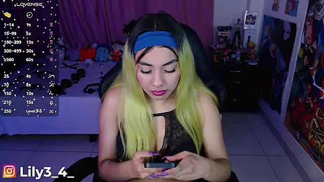 Snapshot of lily3_4 chatting on 17, 6, 2026 lily3 4 online show from 17, 6, 2026