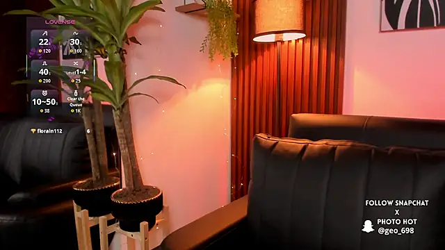 Snapshot of Georgina_caruso chatting on 16, 11, 2025 Georgina caruso online show from 16, 11, 2025