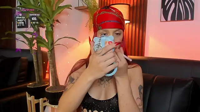 Snapshot of Georgina_caruso chatting on 20, 11, 2025 Georgina caruso online show from 20, 11, 2025