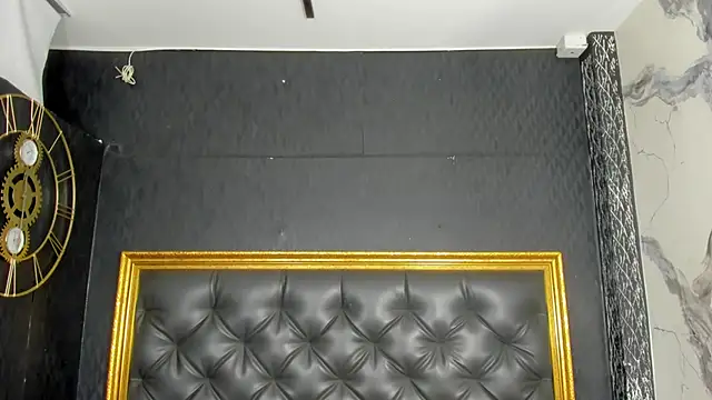 DalayMoore online show from 3, 11, 2025