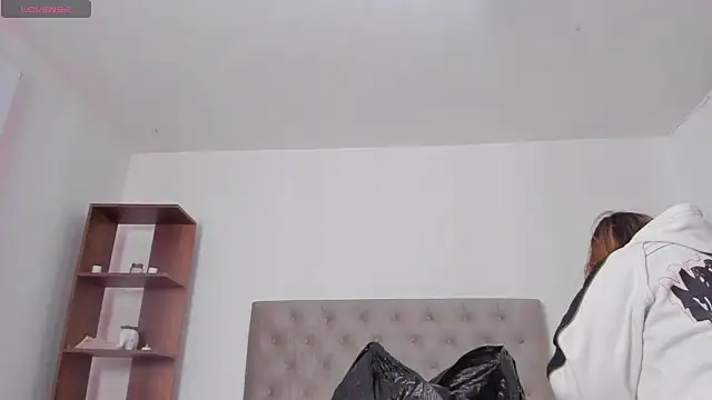 Dayana  Ospina online show from 11, 2, 2025