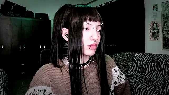 Snapshot of roxy_toxic chatting on 3, 3, 2026 roxy toxic online show from 3, 3, 2026