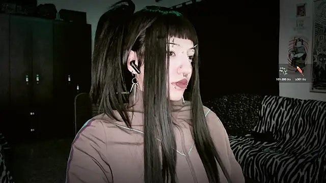 Snapshot of roxy_toxic chatting on 8, 4, 2026 roxy toxic online show from 8, 4, 2026