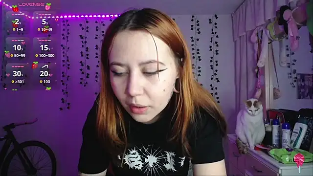 Snapshot of _codeline chatting on 4, 10, 2025 codeline online show from 4, 10, 2025