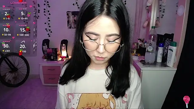 Snapshot of _codeline chatting on 14, 11, 2025 codeline online show from 14, 11, 2025