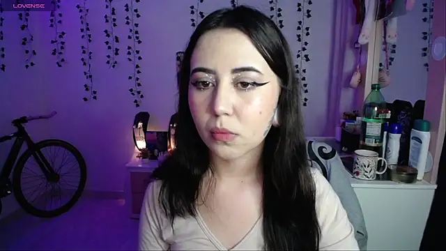 Snapshot of _codeline chatting on 18, 12, 2025 codeline online show from 18, 12, 2025