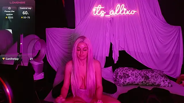 Snapshot of its_allixo chatting on 13, 4, 2026 its allixo online show from 13, 4, 2026