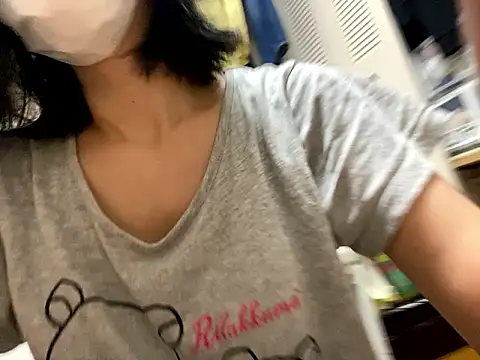 Snapshot of riri_riri_jp chatting on 24, 9, 2025 riri riri jp online show from 24, 9, 2025