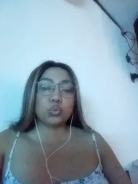 Snapshot of criscrispdv chatting on 12, 3, 2026 criscrispdv online show from 12, 3, 2026